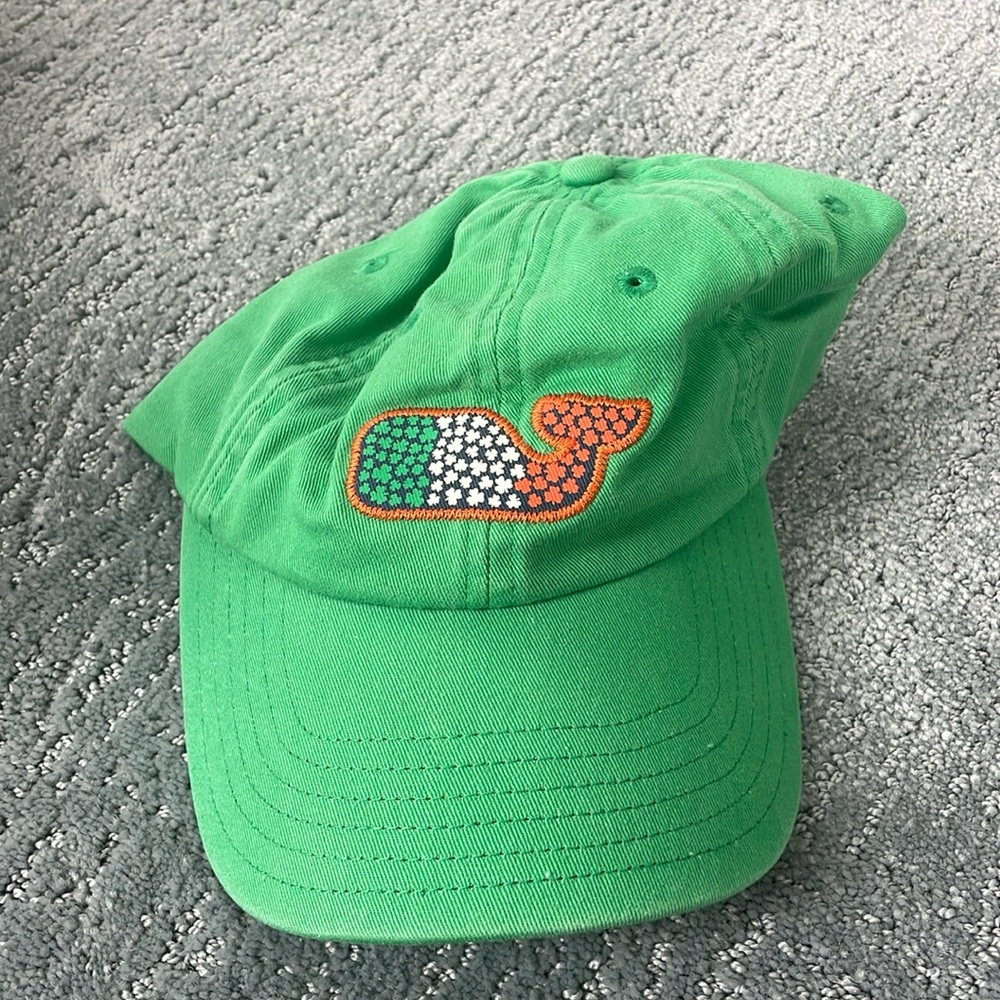 Vineyard vines hat